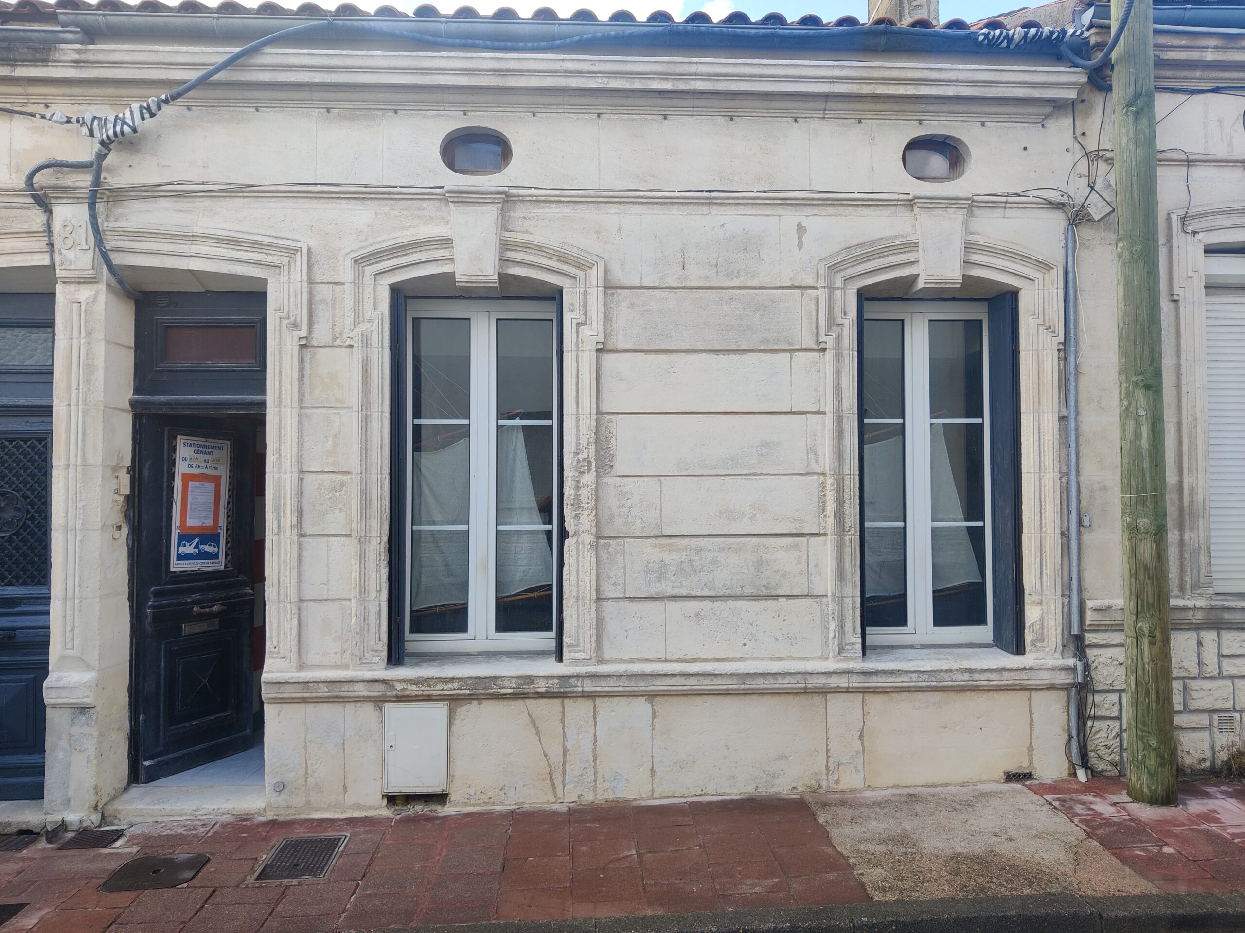 Mur en pierre restauré – réalisation pierre et maçonnerie